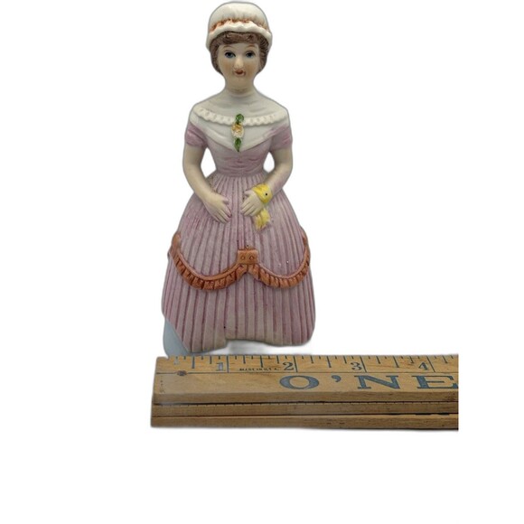 Vintage Victorian Lady Ceramic Bell Figurine In Layered Dress, Hat With Hankie - Picture 7 of 10